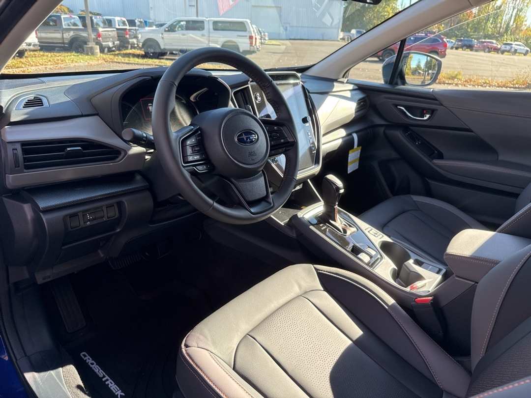 2025 Subaru Crosstrek Limited - Image 15