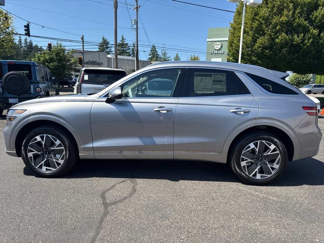 2026 Genesis Electrified Gv70 - Image 4