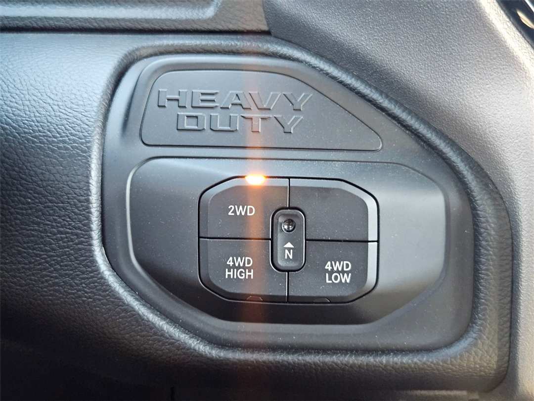 2026 Ram 3500 Laramie - Image 24