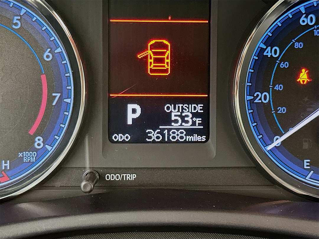 2019 Toyota Corolla LE - Image 12