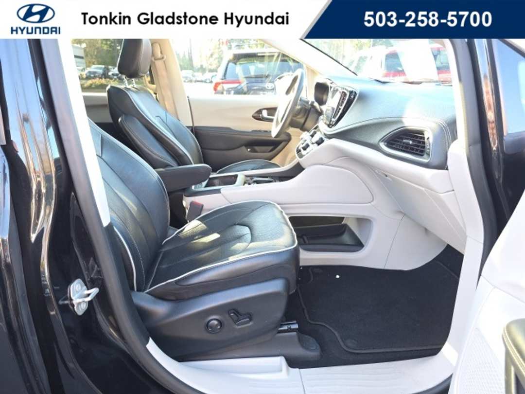 2023 Chrysler Pacifica Limited - Image 24