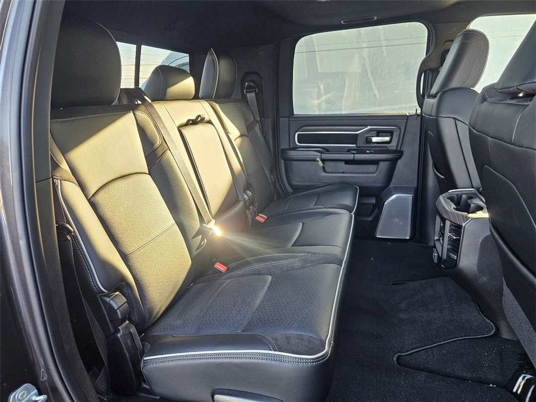 2026 Ram 2500 Laramie - Image 36