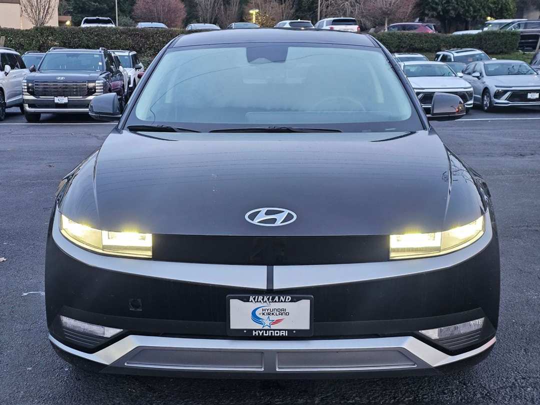 2023 Hyundai Ioniq 5 SE - Image 2