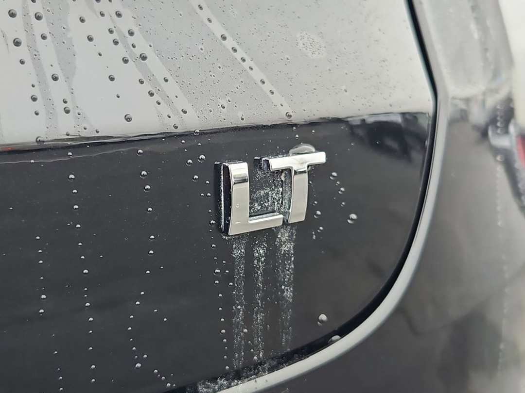 2025 Chevrolet Trax LT - Image 33