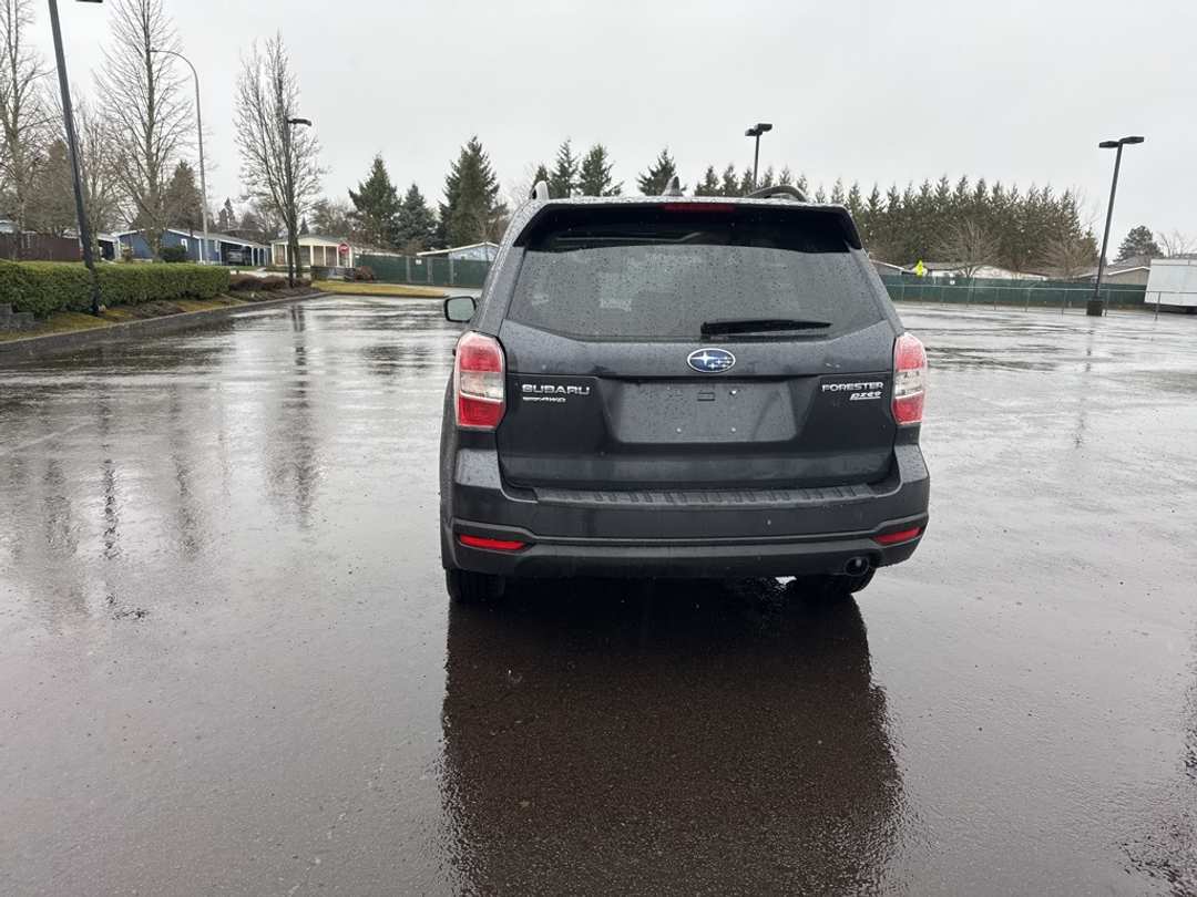 2016 Subaru Forester 2.5i Touring - Image 6