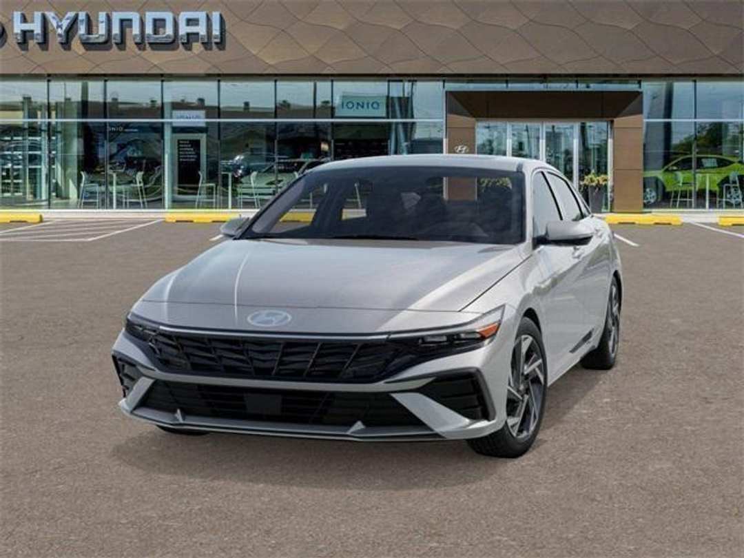 2026 Hyundai Elantra Limited - Image 6
