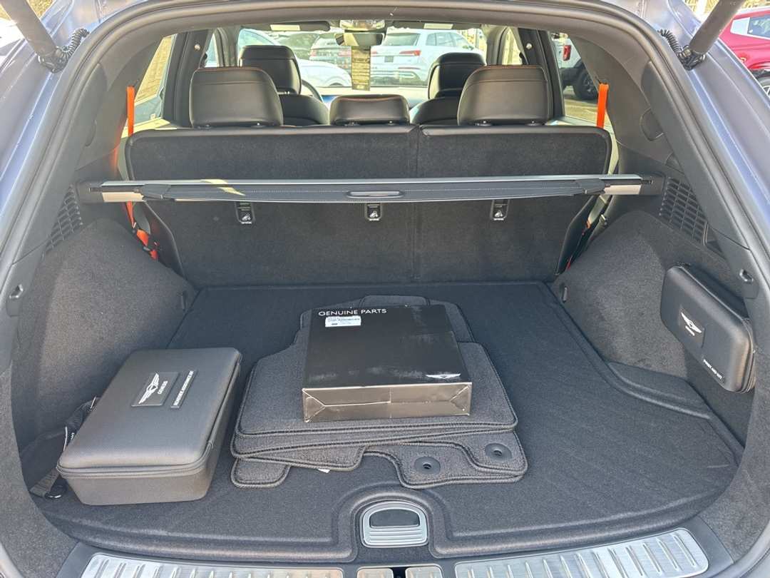 2026 Genesis Gv70 2.5T Sport Prestige - Image 13