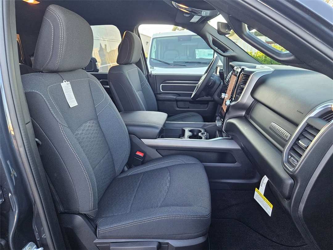 2026 Ram 3500 Big Horn - Image 37