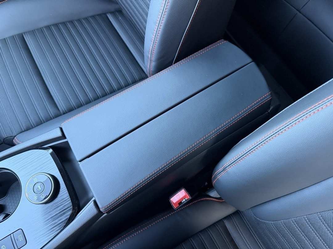 2026 Nissan Rogue Rock Creek - Image 25