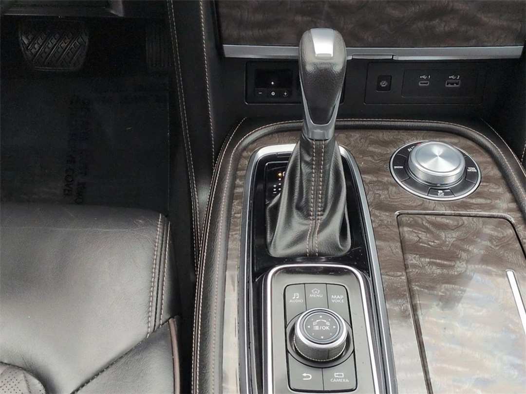 2021 Nissan Armada Platinum - Image 17