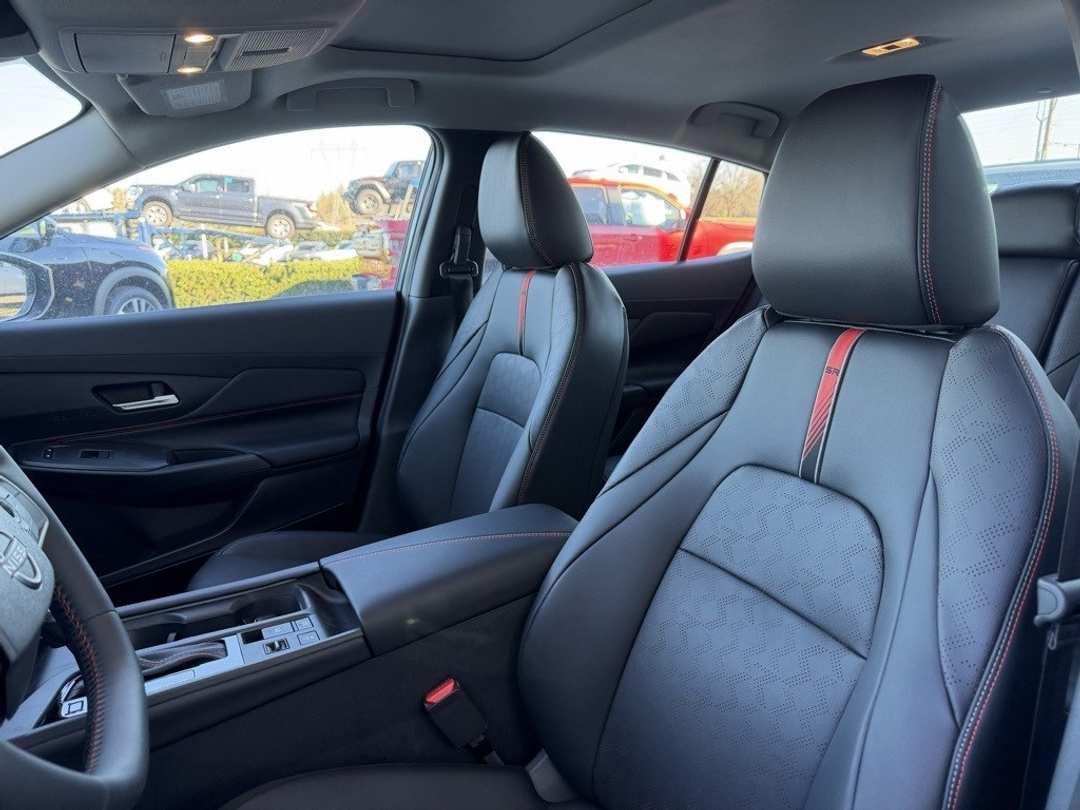 2026 Nissan Sentra SR - Image 15