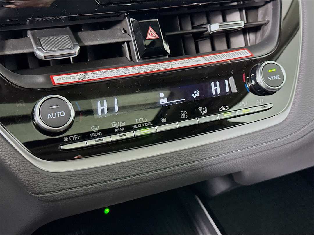 2026 Toyota Corolla Cross XLE - Image 16