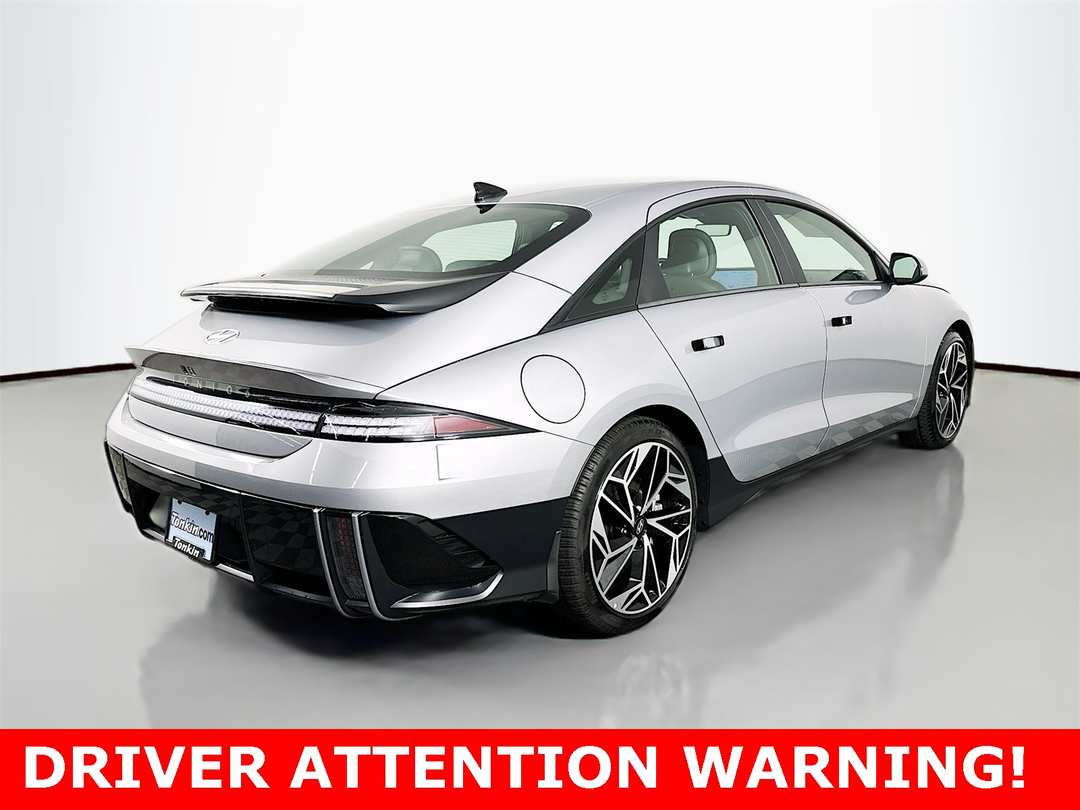 2023 Hyundai Ioniq 6 SEL - Image 7