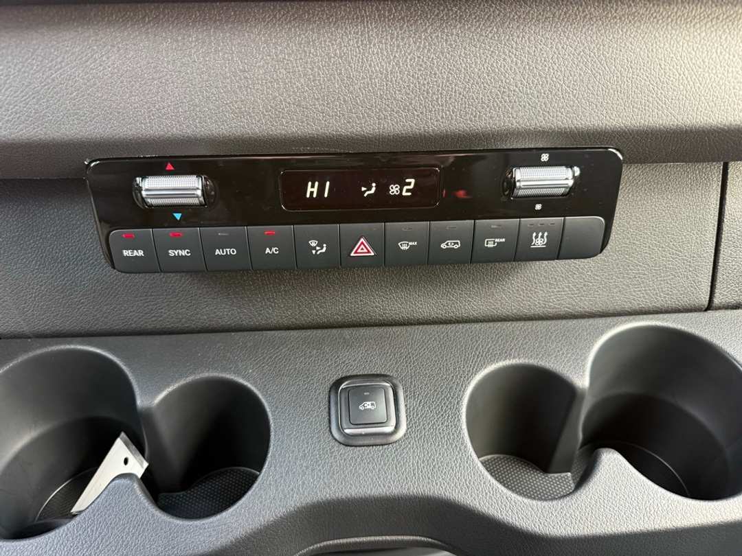 2025 Mercedes-Benz Sprinter 2500 Passenger 144 WB - Image 28