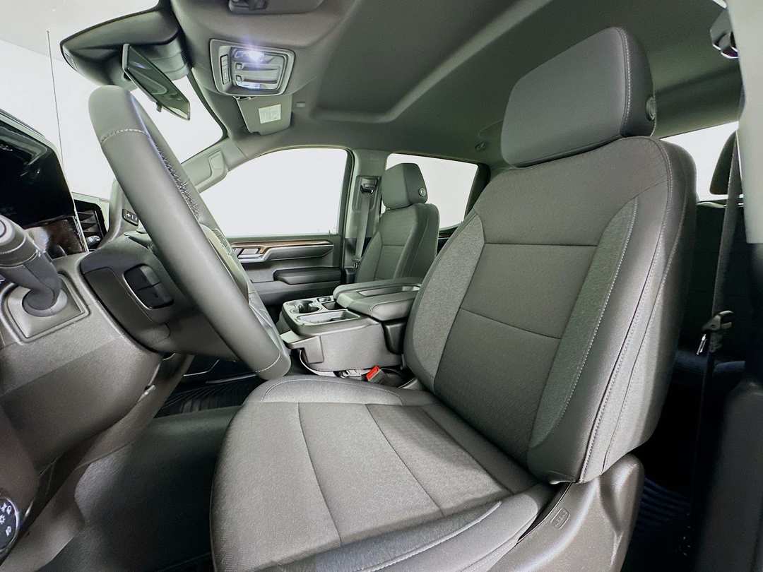 2025 Chevrolet Silverado 1500 RST - Image 22