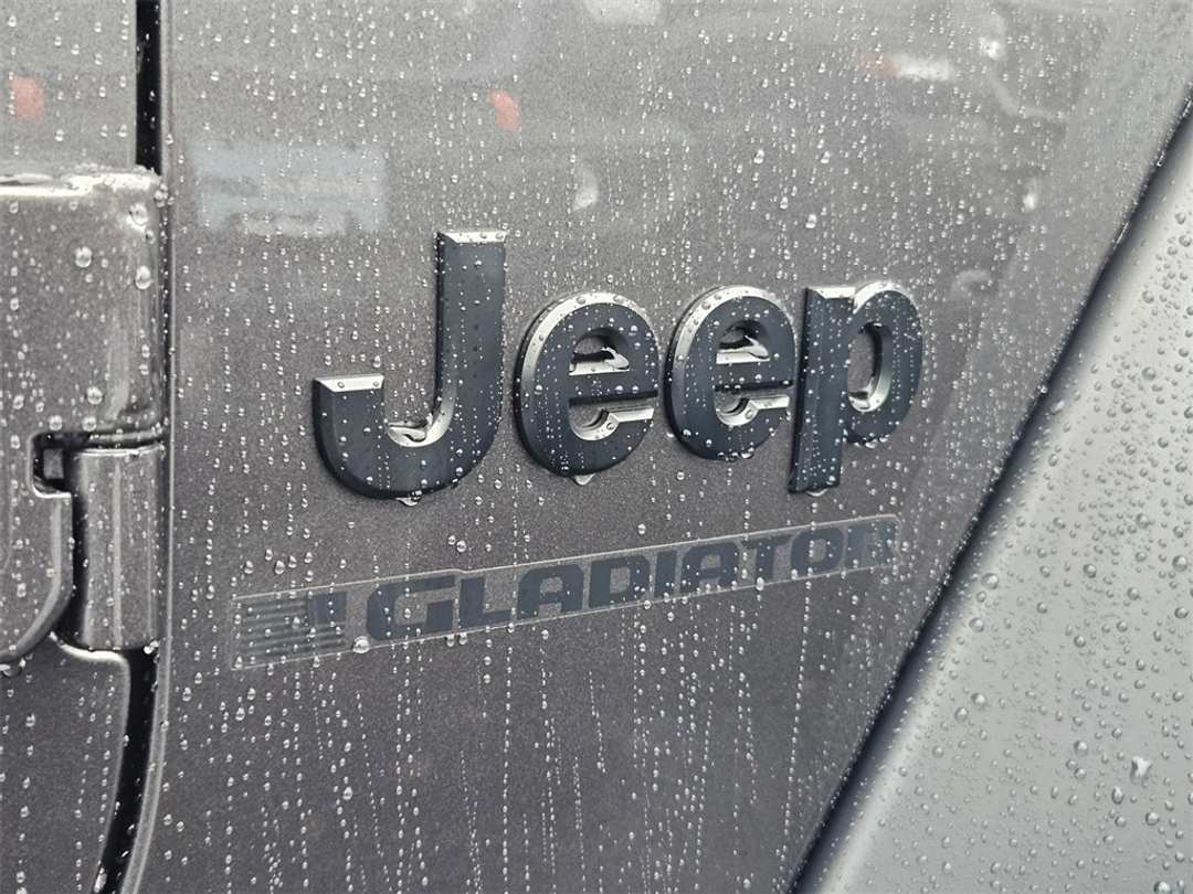 2026 Jeep Gladiator Sport - Image 30