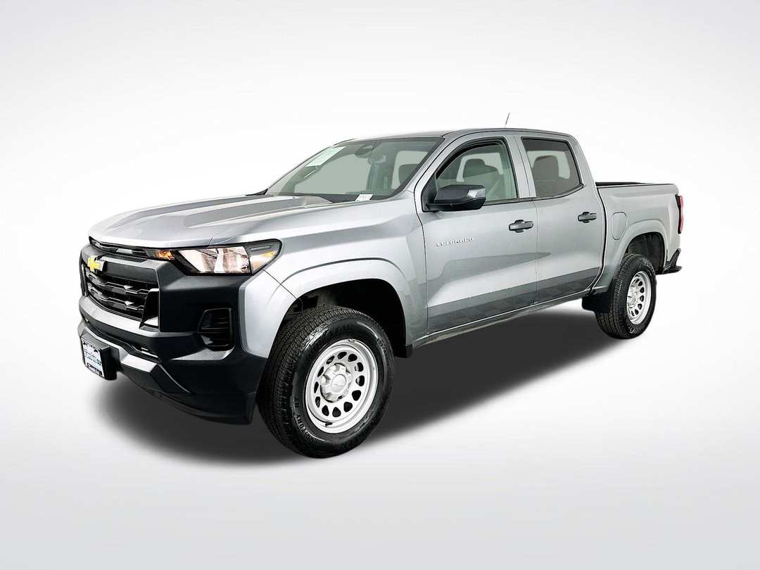 2023 Chevrolet Colorado Work - Image 4