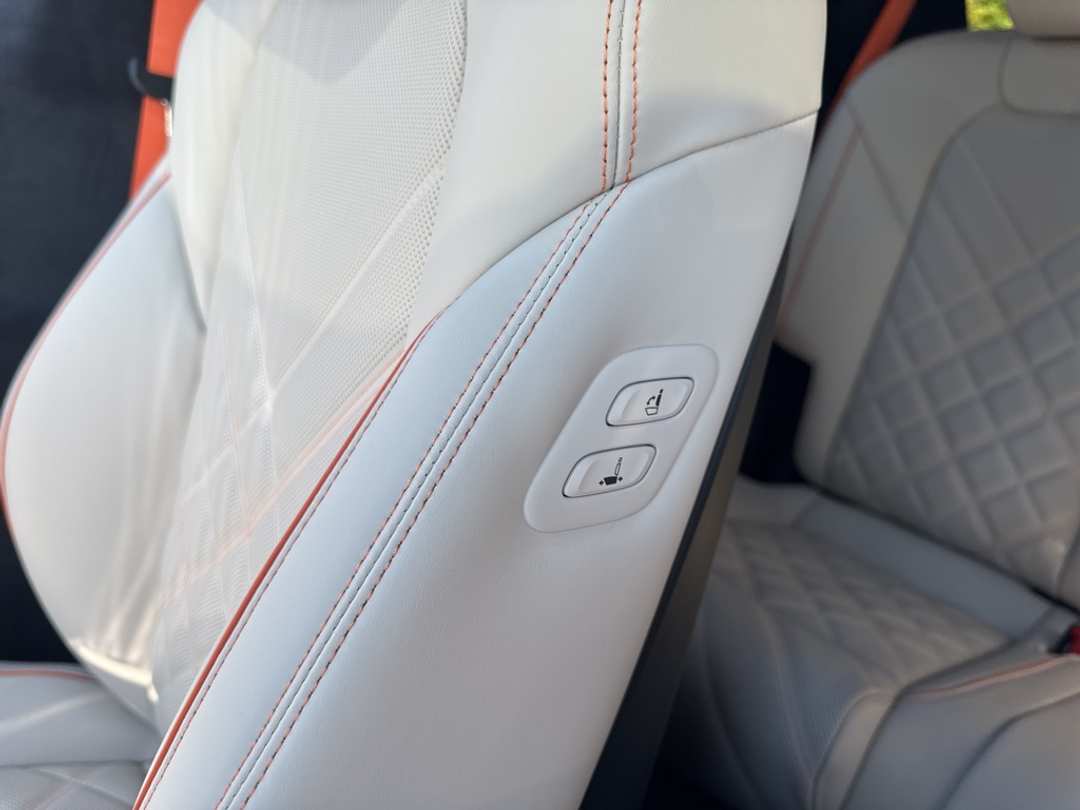 2026 Genesis Gv70 3.5T Sport Prestige - Image 36