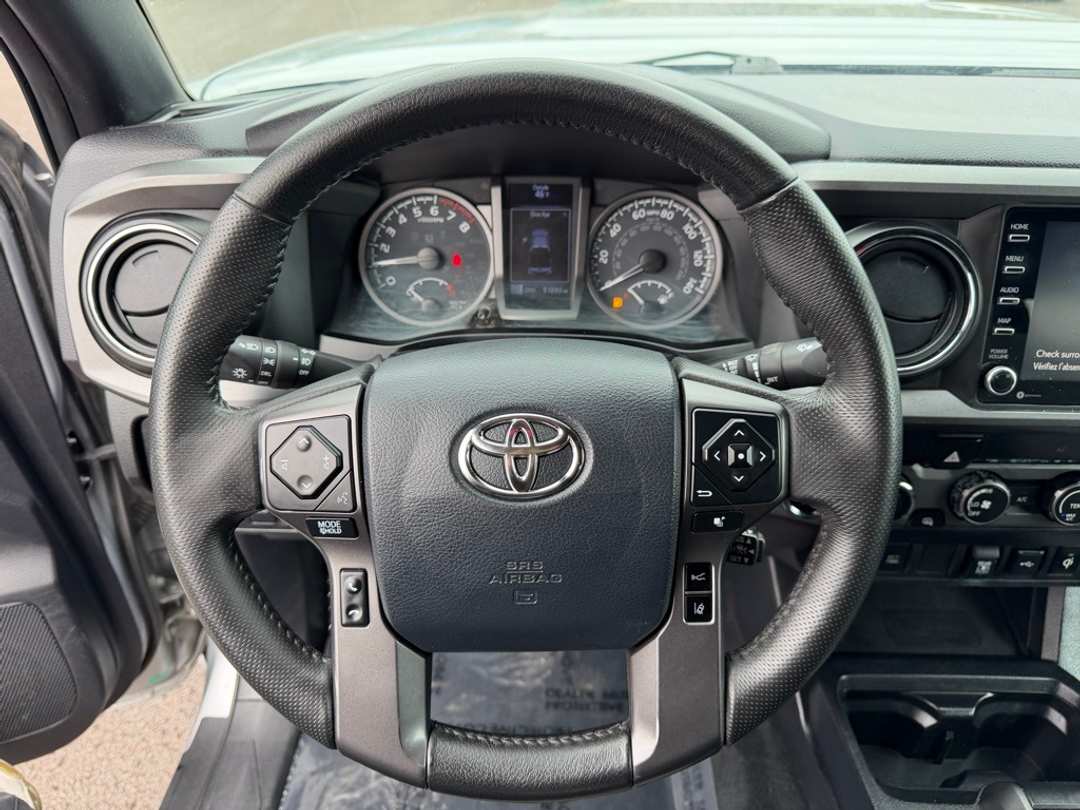 2020 Toyota Tacoma TRD Sport - Image 19