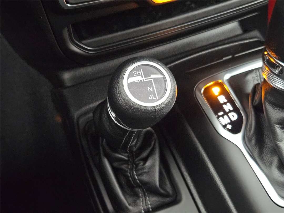 2026 Jeep Gladiator Sport - Image 24