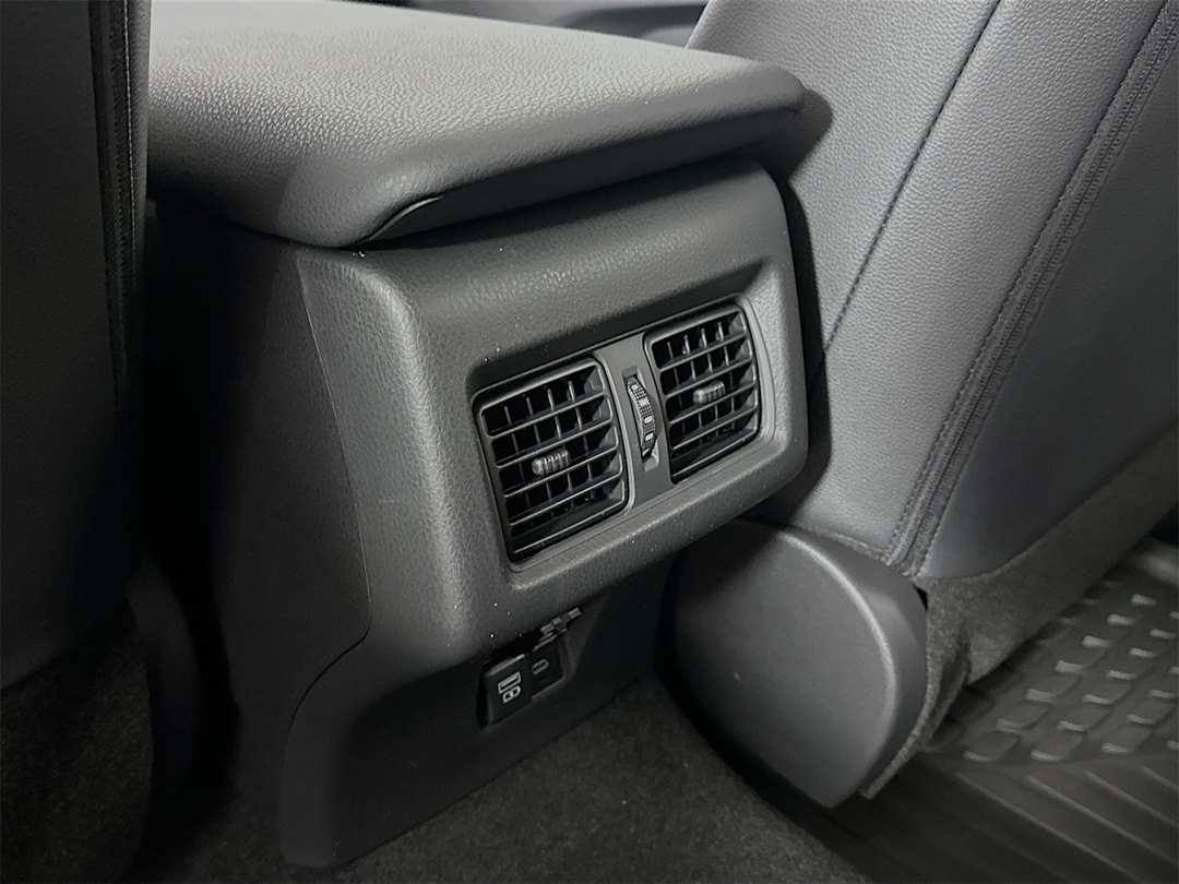 2026 Toyota Camry SE Nightshade - Image 26