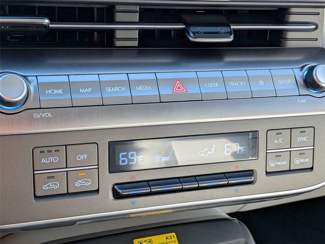 2026 Hyundai Kona SEL Premium - Image 21