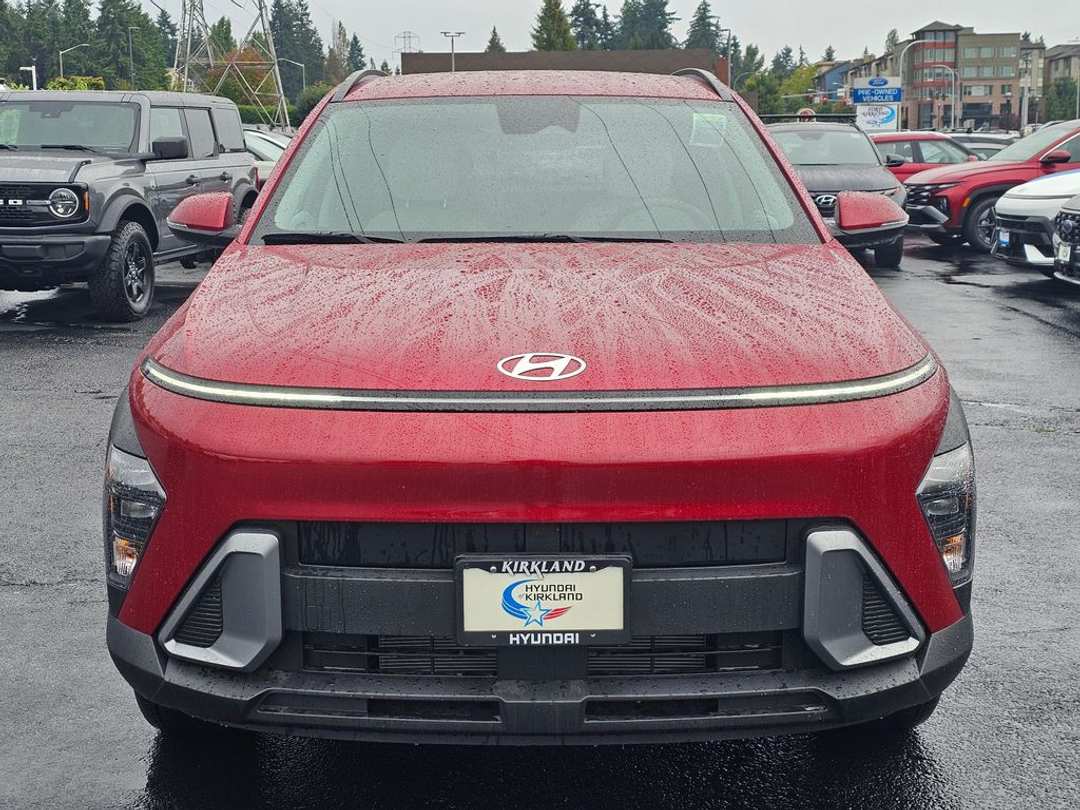 2025 Hyundai Kona SEL - Image 2