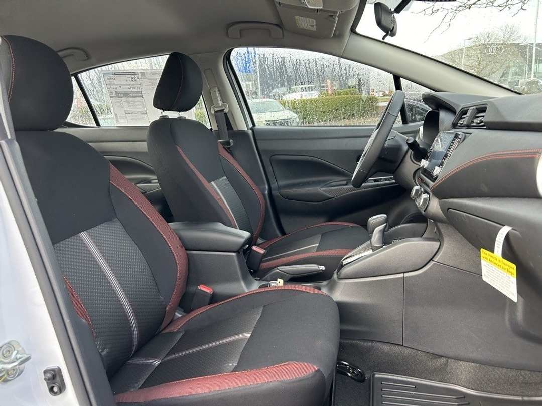 2025 Nissan Versa 1.6 SR - Image 26