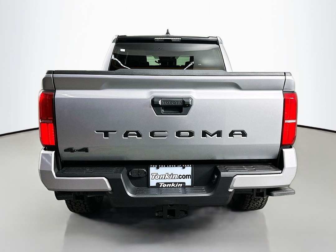 2025 Toyota Tacoma SR5 - Image 6