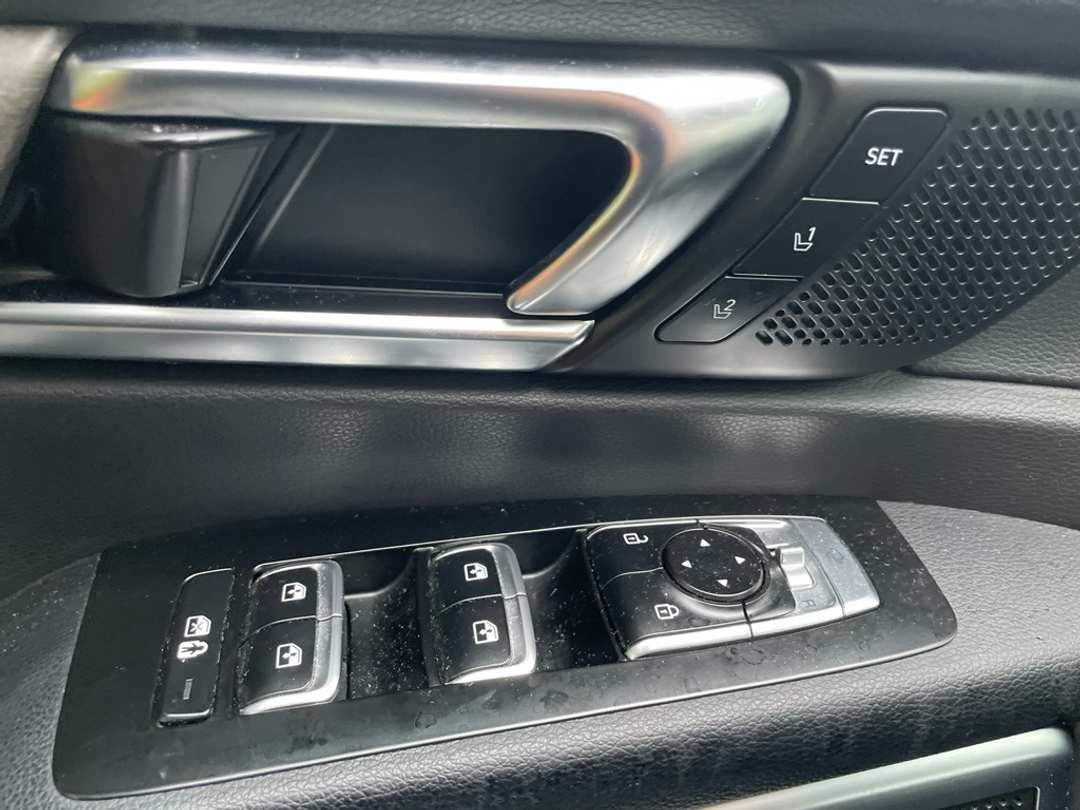 2022 Kia Telluride SX - Image 8