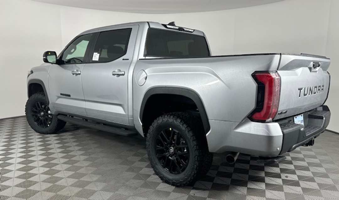 Toyota Tundra - Image 5