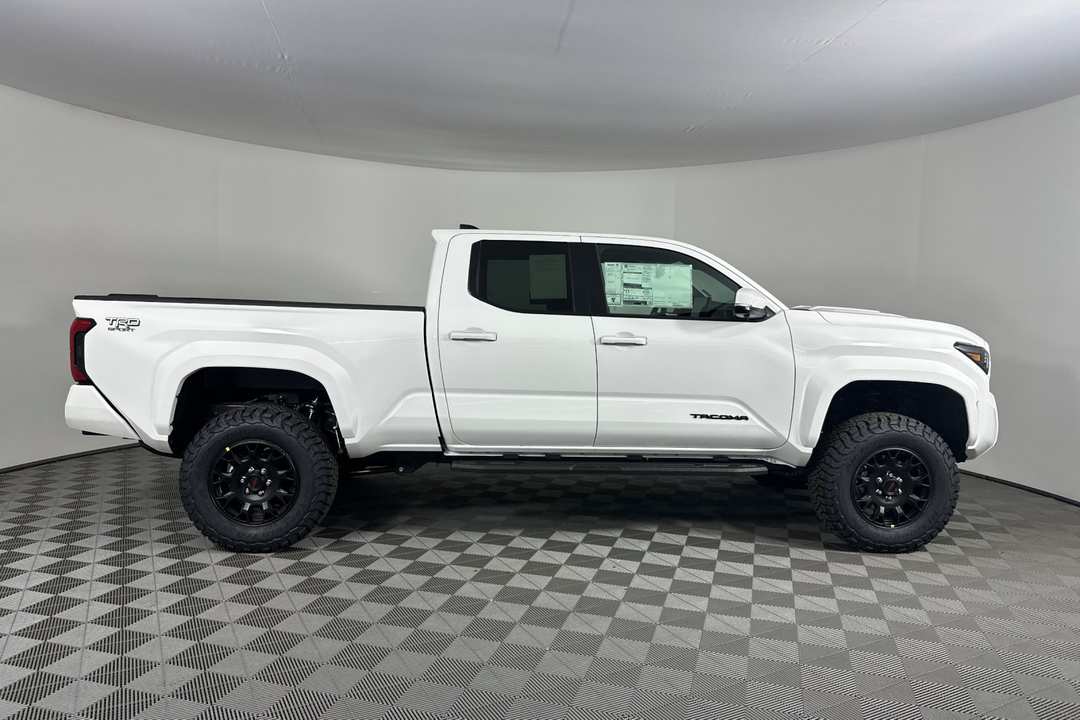 Toyota Tacoma - Image 3