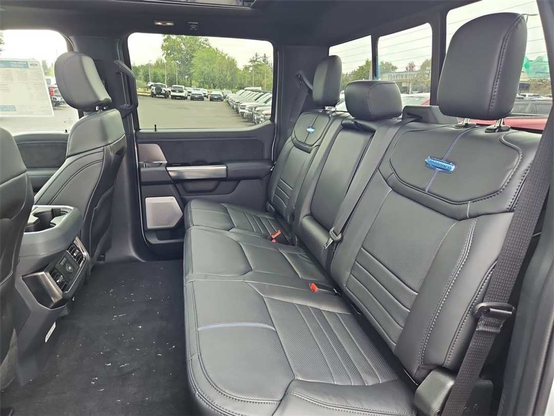 2026 Ford F-250Sd Platinum - Image 26