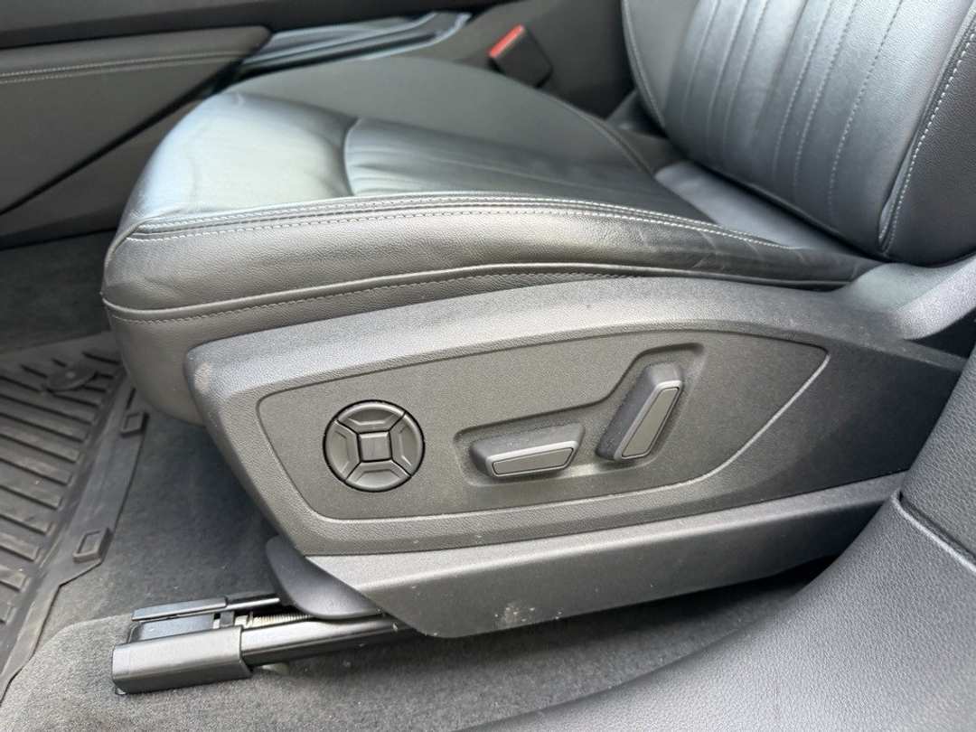 2022 Audi E-Tron sportback S line Premium - Image 15