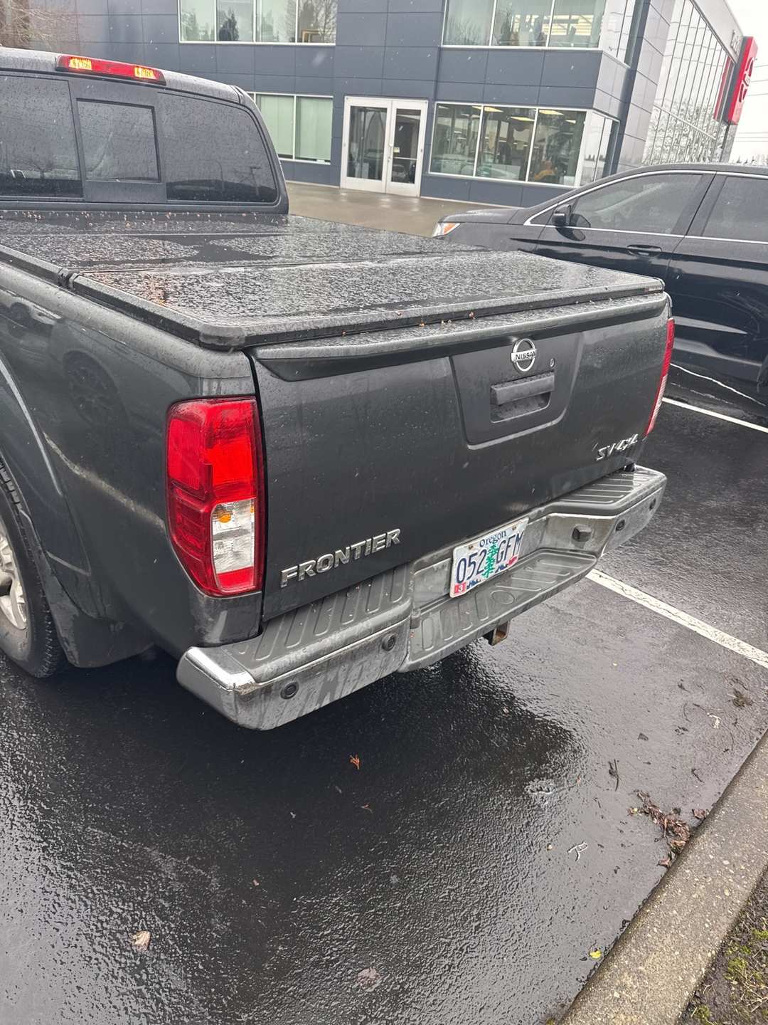 2013 Nissan Frontier SV - Image 11