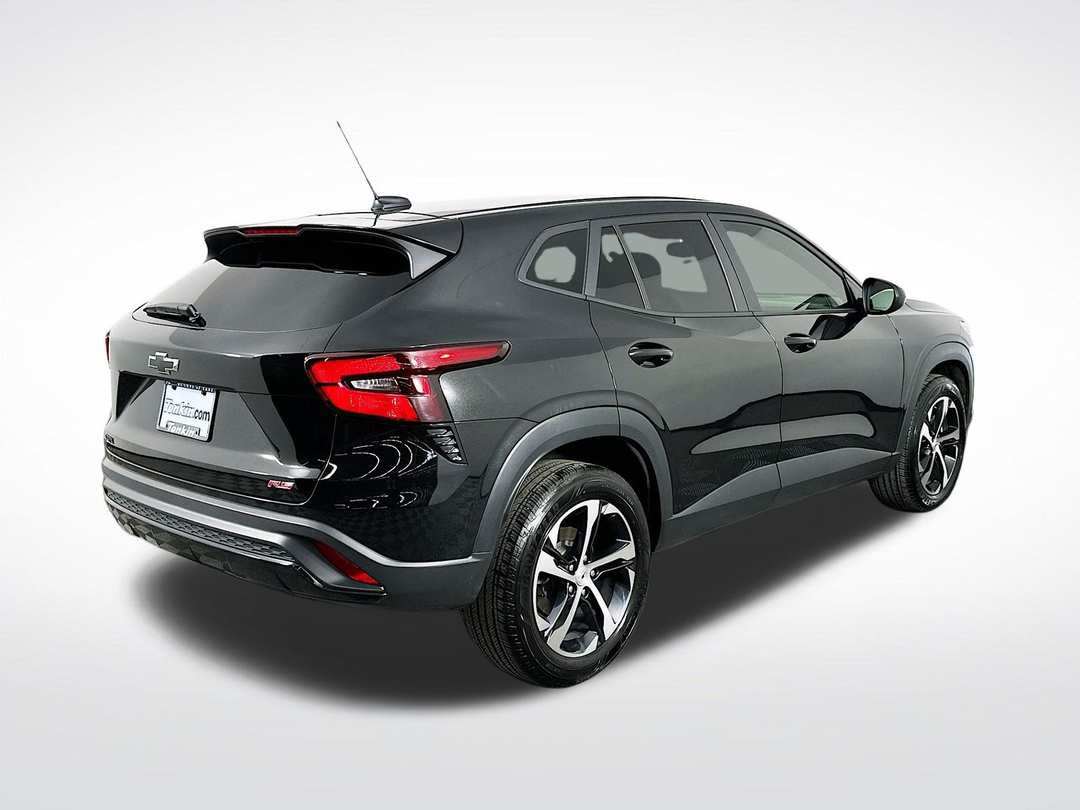 2025 Chevrolet Trax 1RS - Image 8