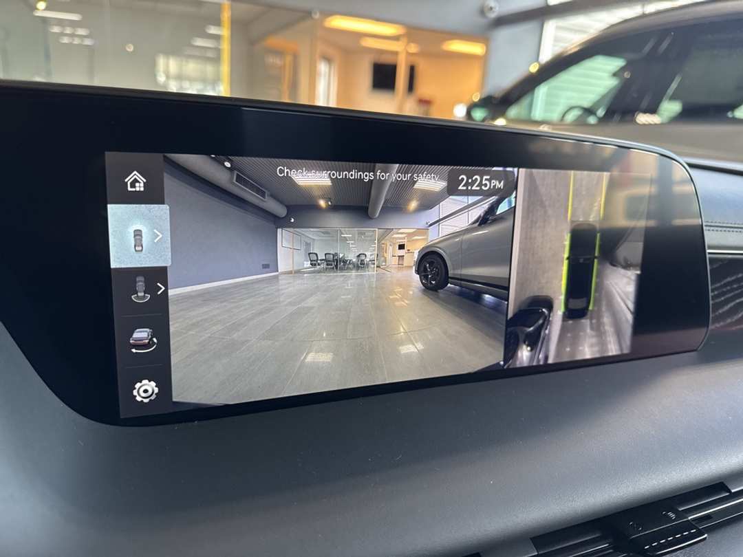 2026 Genesis G90 3.5T eSC - Image 52