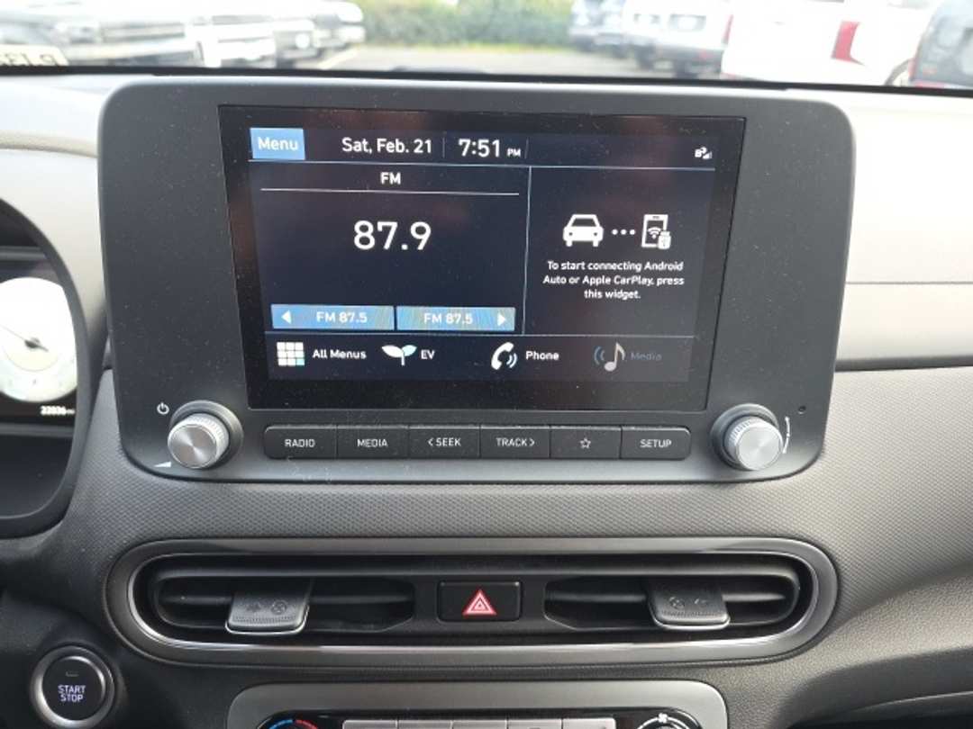 2023 Hyundai Kona SE - Image 15