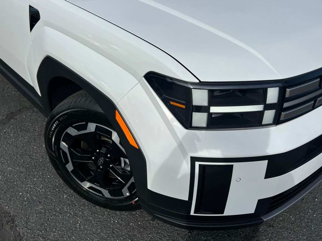 2026 Hyundai Santa Fe SE - Image 2