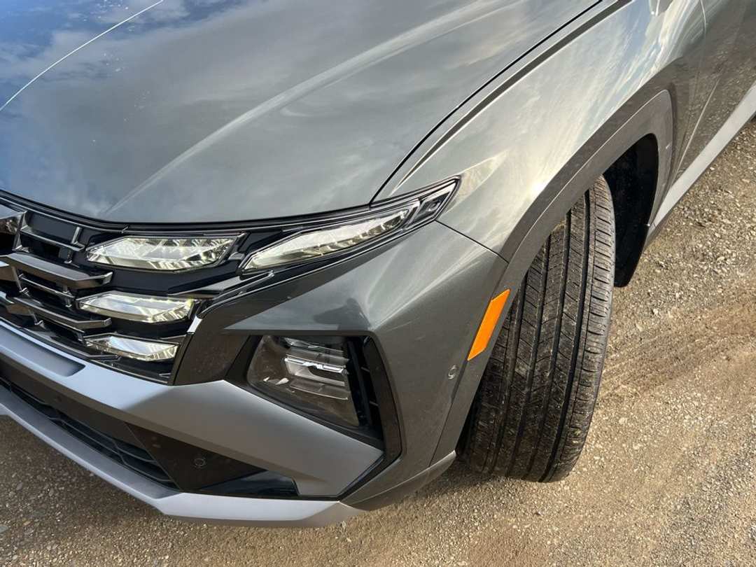 2026 Hyundai Tucson Limited - Image 3