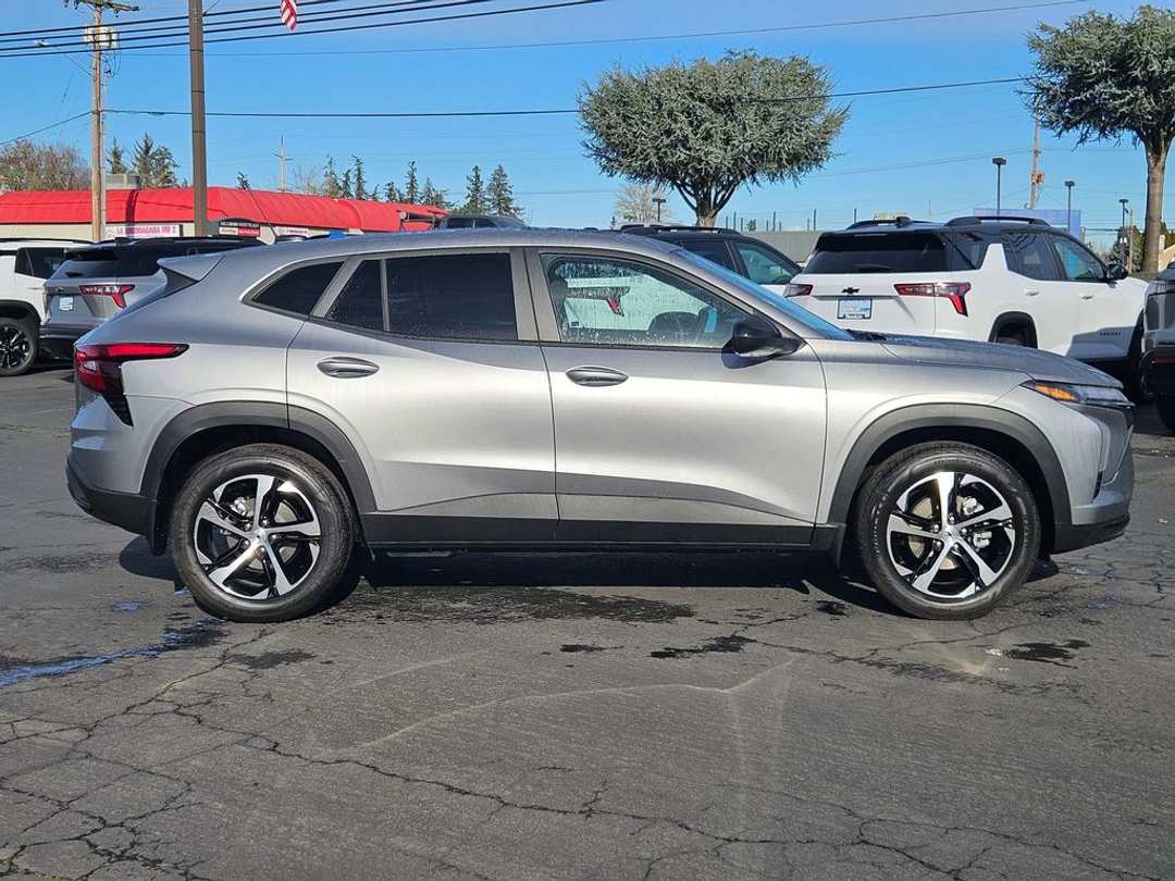 2026 Chevrolet Trax 1RS - Image 7