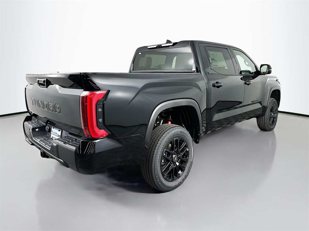 2026 Toyota Tundra Limited - Image 7