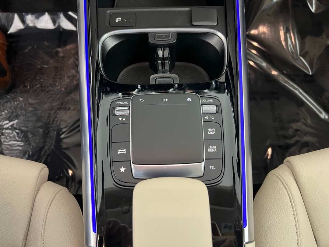 2023 Mercedes-Benz GLA GLA 250 - Image 21