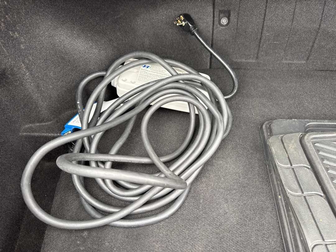 2016 Hyundai Sonata Limited - Image 14