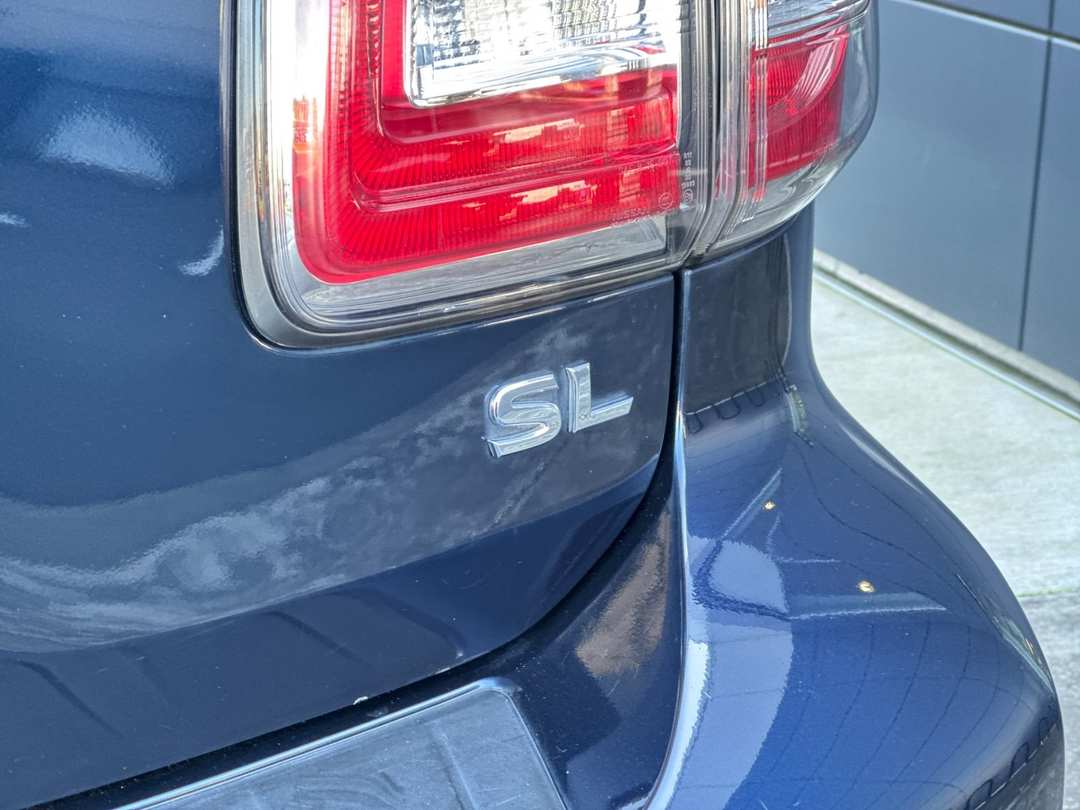 2019 Nissan Armada SL - Image 27