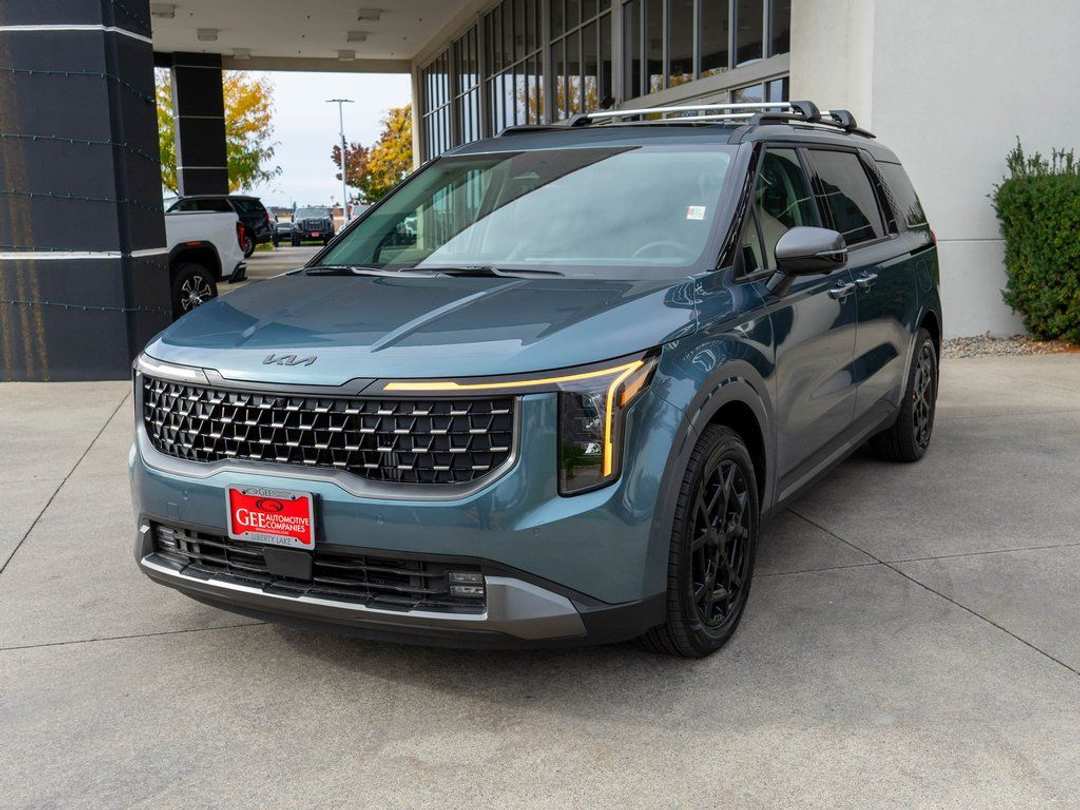 2026 Kia Carnival SX - Image 3