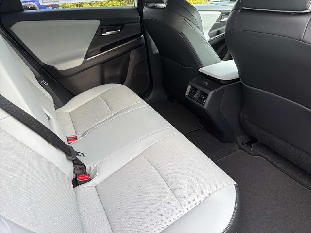 2026 Subaru Solterra Premium - Image 23