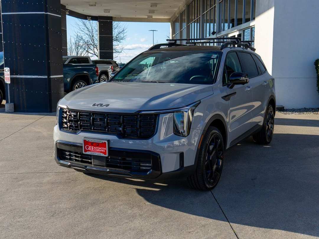 2026 Kia Sorento XLine SX - Image 3