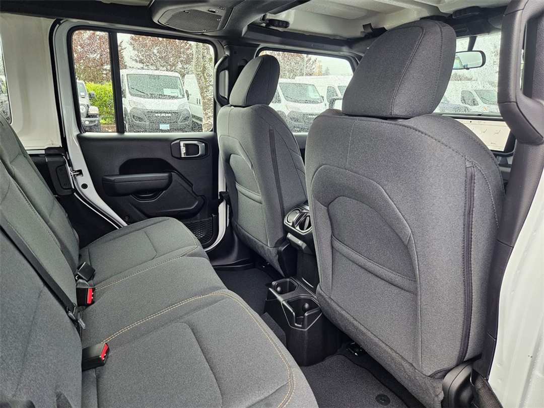 2026 Jeep Wrangler Sport - Image 31