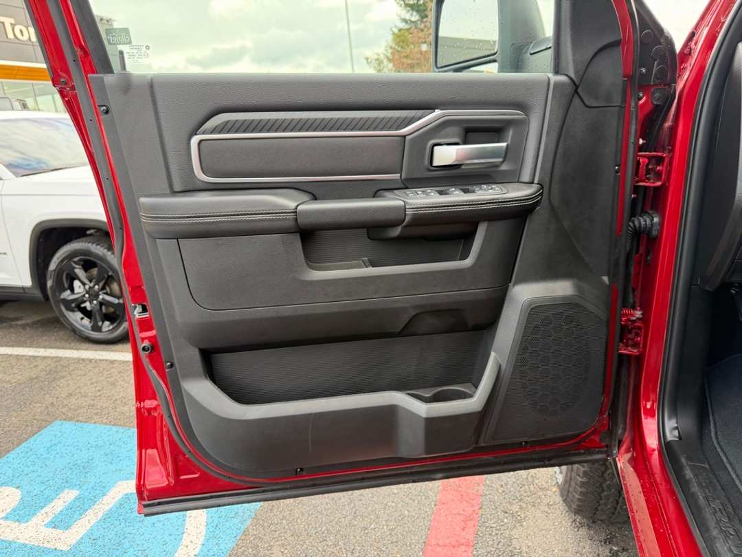 2026 Ram 2500 Big Horn - Image 12